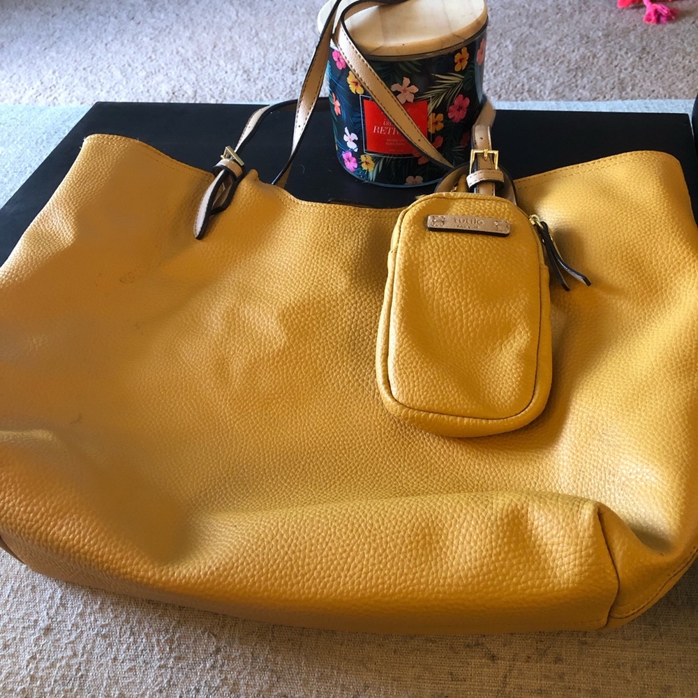 Tutilo yellow faux leather tote/laptop carryall bag